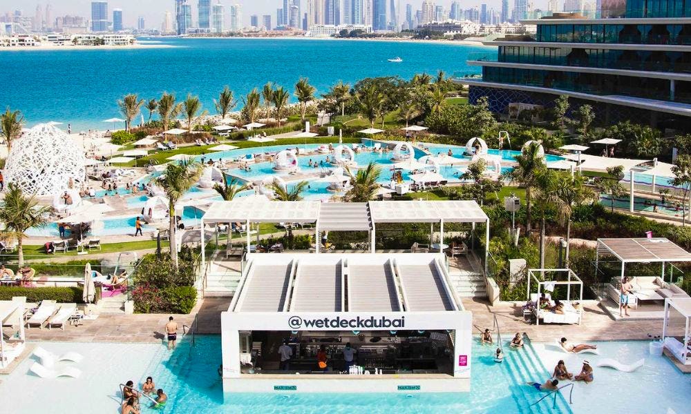 Pool bar Dubai