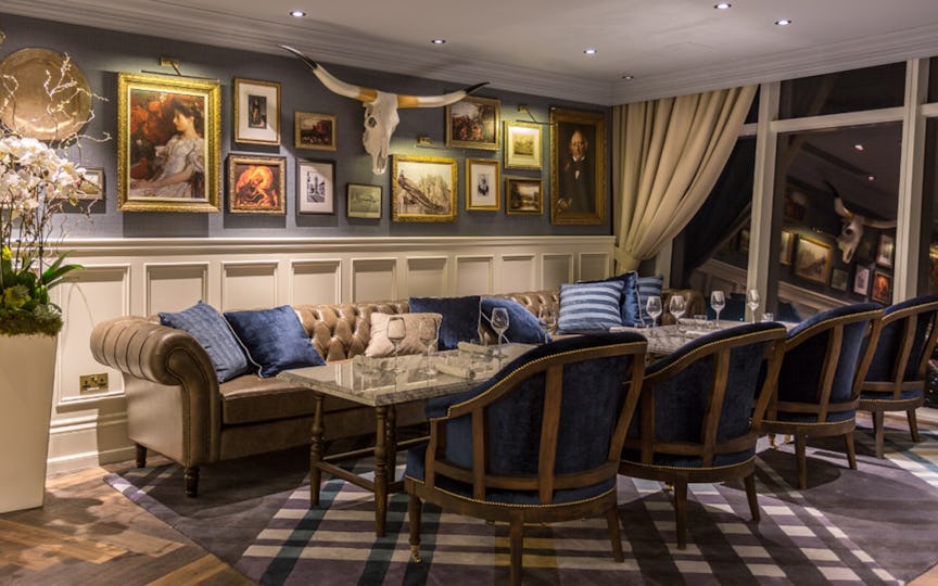 Weslodge Saloon Dubai