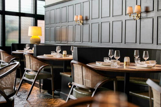 The Restaurant (main)
