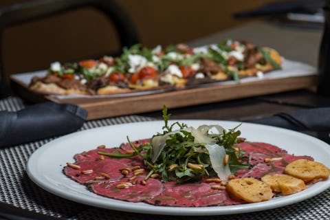 Stills Restaurant & Bar - Crowne Plaza Hotel Yas Island