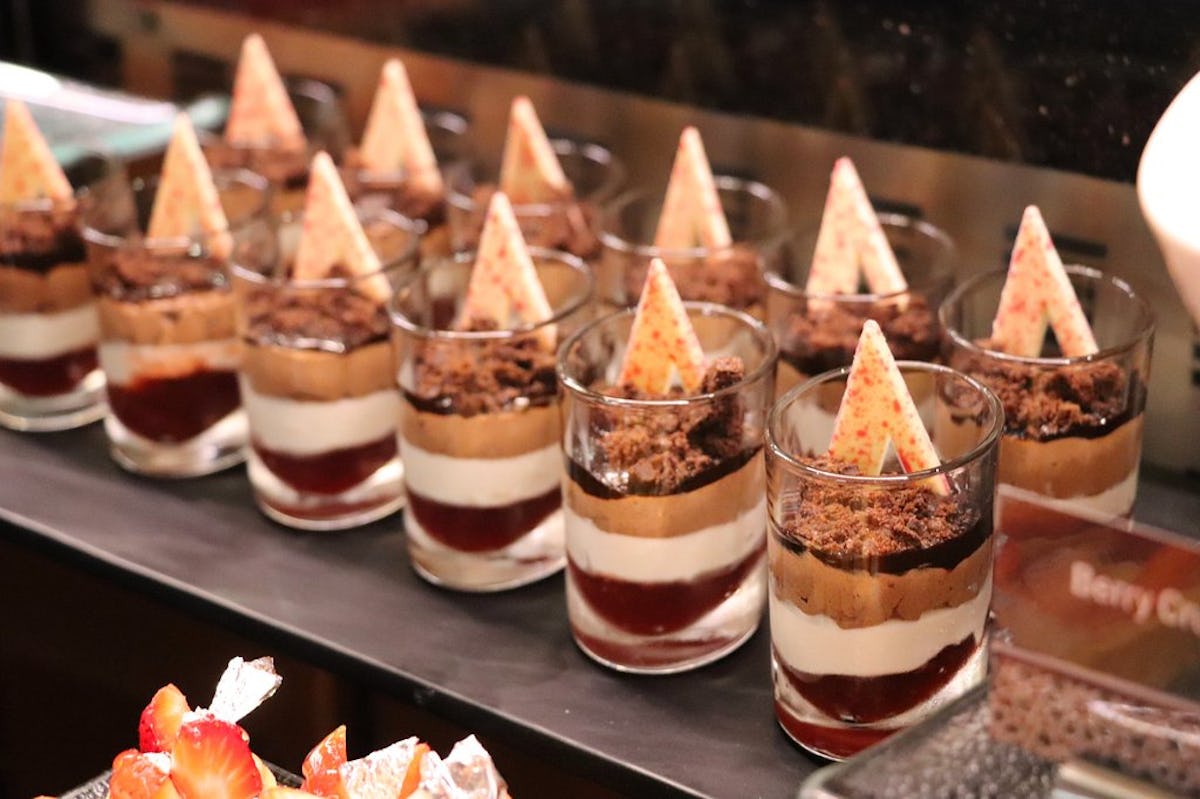 Saffron / Pearl Rotana Capital Centre / Abu Dhabi