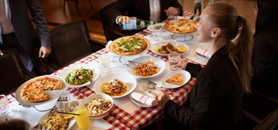 Dino’s Bistro Italiano  / Pearl Rotana Capital Centre / Abu Dhabi