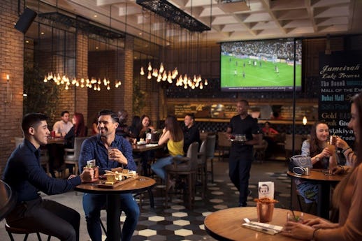 JB's Gastropub - Amwaj Rotana Hotel & Resort