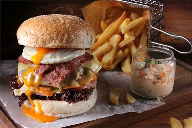 Long’s Bar - Towers Rotana