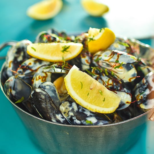 Aprons & Hammers The Beach