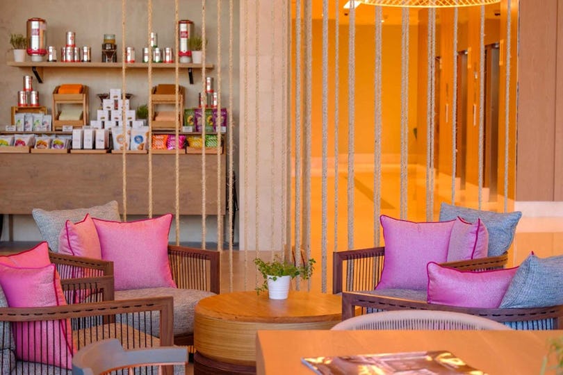 Zeste - Holiday Inn Dubai Festival City