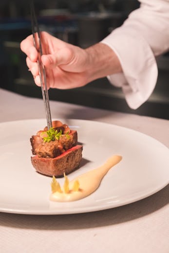 STAY By Yannick Alleno