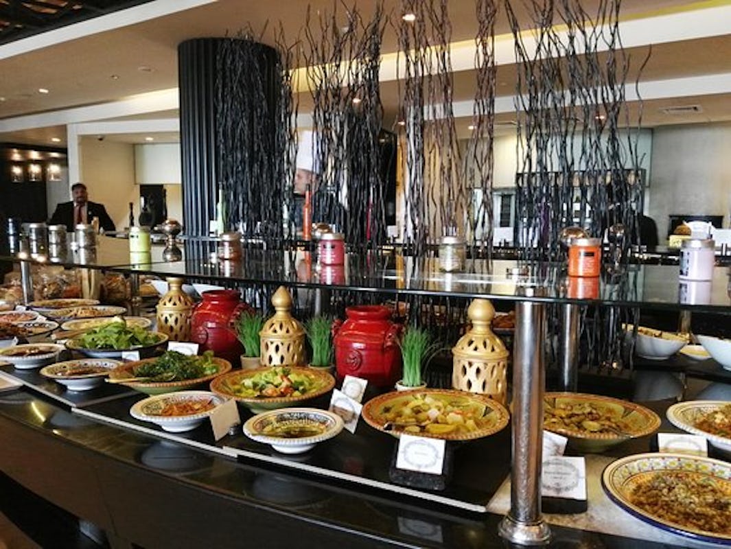 Corniche All Day Dining at Sofitel Abu Dhabi Corniche