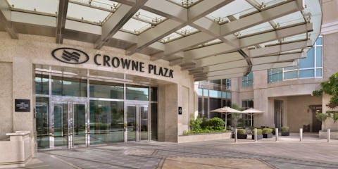 Cuisines at Crowne Plaza Dubai Jumeirah