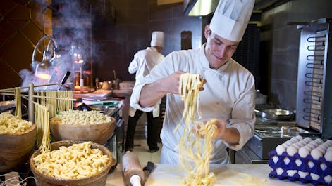 Suq - Four Seasons Dubai DJB