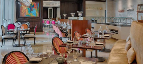 The Terrace on the Corniche - The St. Regis Abu Dhabi