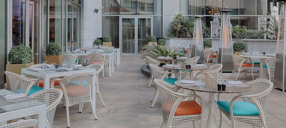 The Terrace on the Corniche - The St. Regis Abu Dhabi