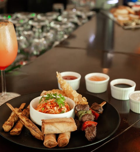 Two Guineas Restaurant