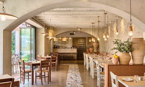 Mythos Kouzina & Grill