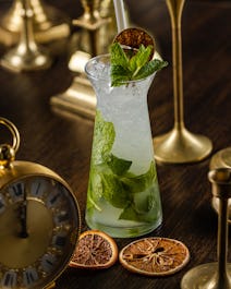 Weslodge Saloon City Walk