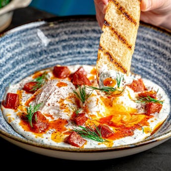 Giraffe Dubai Airport