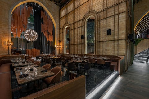 Amelia's Restaurant & Lounge