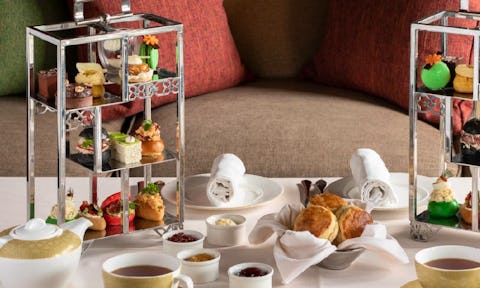 Mashrabiya Lounge at Fairmont The Palm